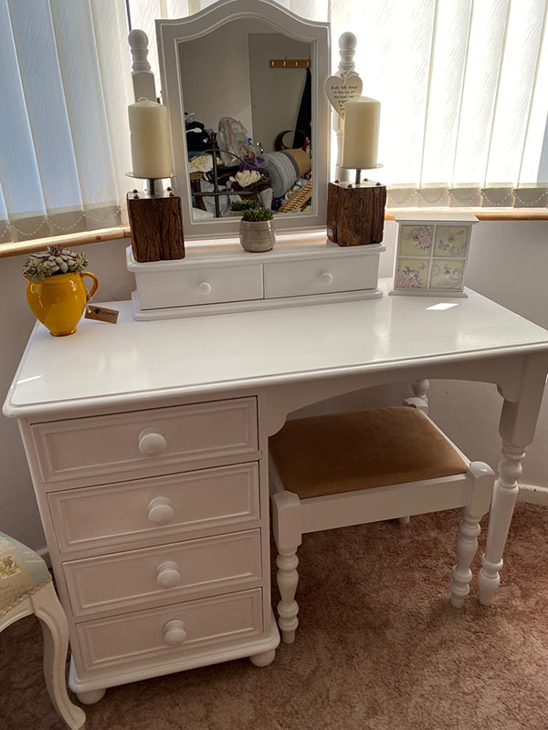 Dressing table set <strong>after</strong> restoration